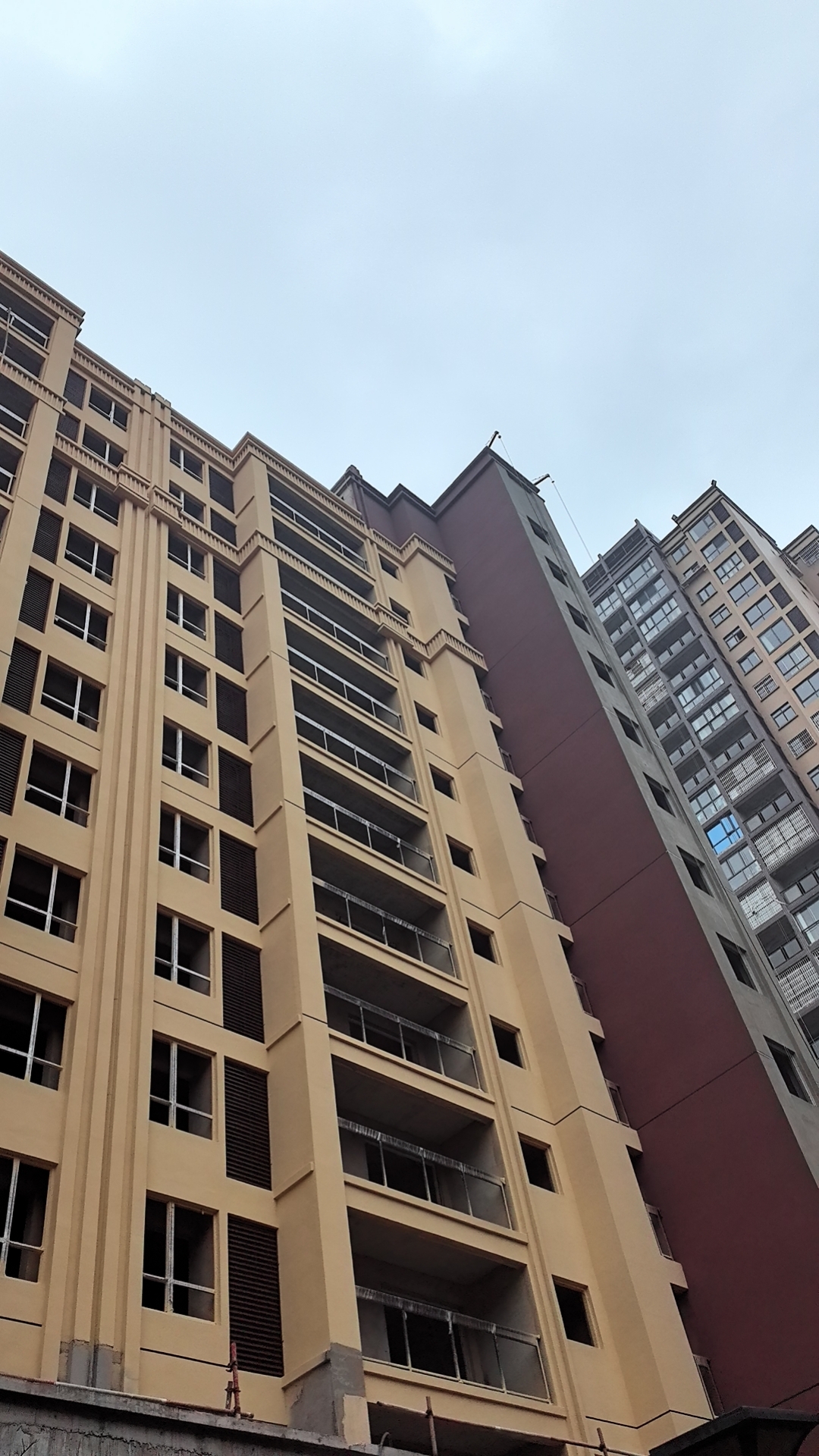 EPS外墻線條的厚度對保溫效果的影響主要體現在以下幾個方面